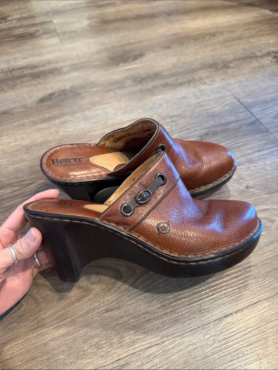 Born Shoes - BORN Brown Leather Wedge Clogs 9